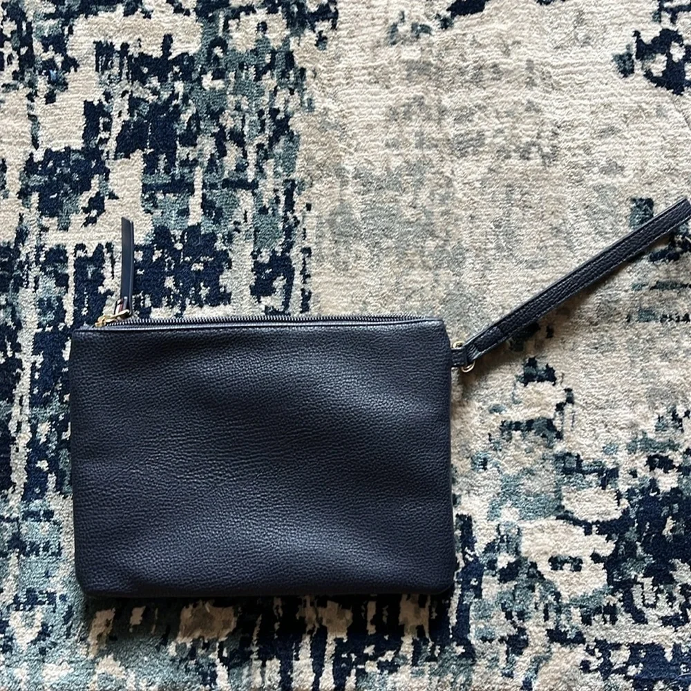 Tommy Hilfiger Wristlet Navy Zipper Closure